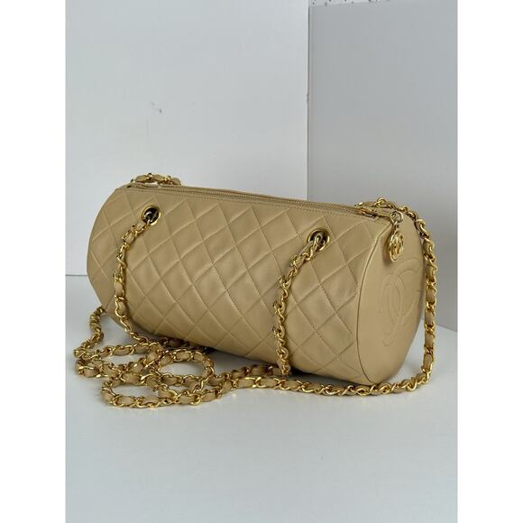 Chanel Tube Bag Quilted Round Beige Leather Shoulder Purse Gold Tone - Picture 1 of 11